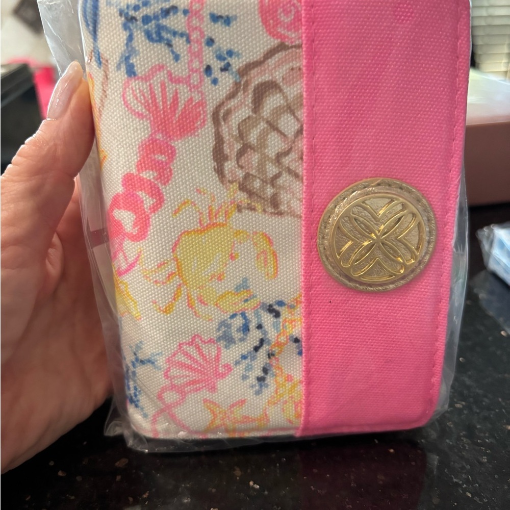 Lilly Pulitzer playing cards and case. New in package. 🌸